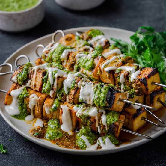 Paneer skewers with chutney